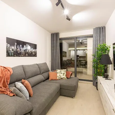 Cozy Brand New Off Promenade & Wifi By 360 Estates